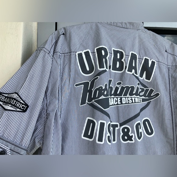 Short-sleeved button down - Picture 4 of 4